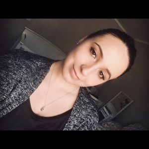 Meet your Posher, Marissa